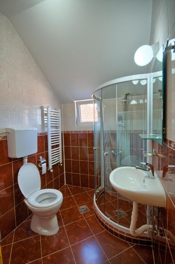 Guest House Villa Mir Kragujevac Exterior photo